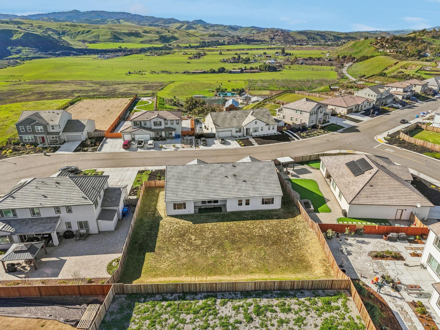 Detail Gallery Image 55 of 78 For 179 Luna Way, Hollister,  CA 95023 - 4 Beds | 2/1 Baths