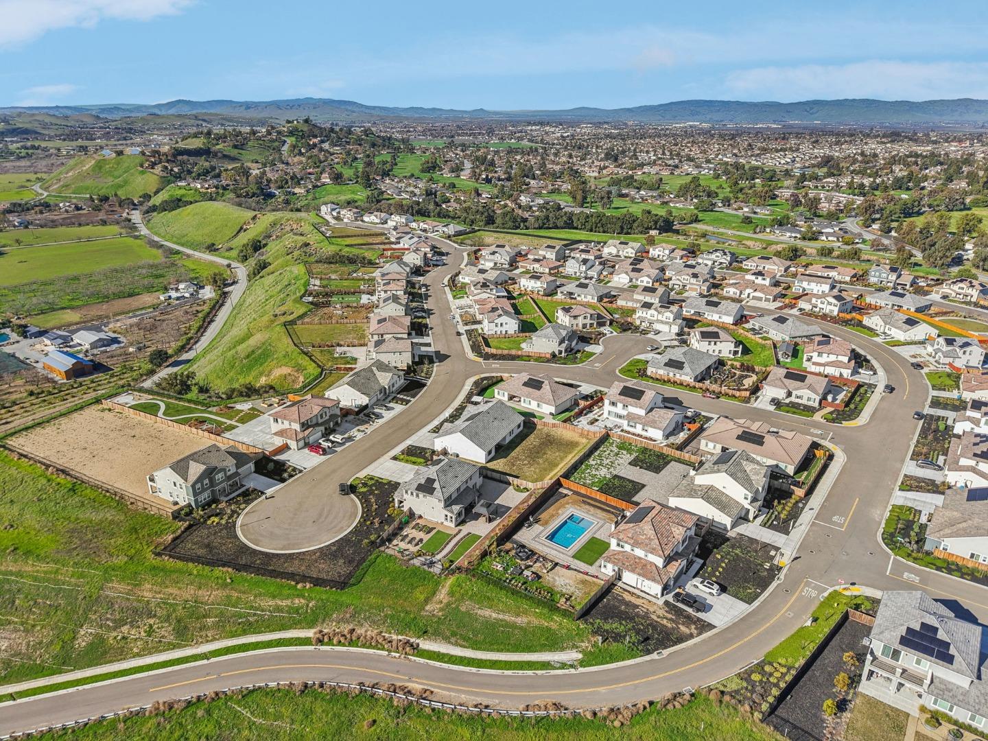 Detail Gallery Image 56 of 78 For 179 Luna Way, Hollister,  CA 95023 - 4 Beds | 2/1 Baths