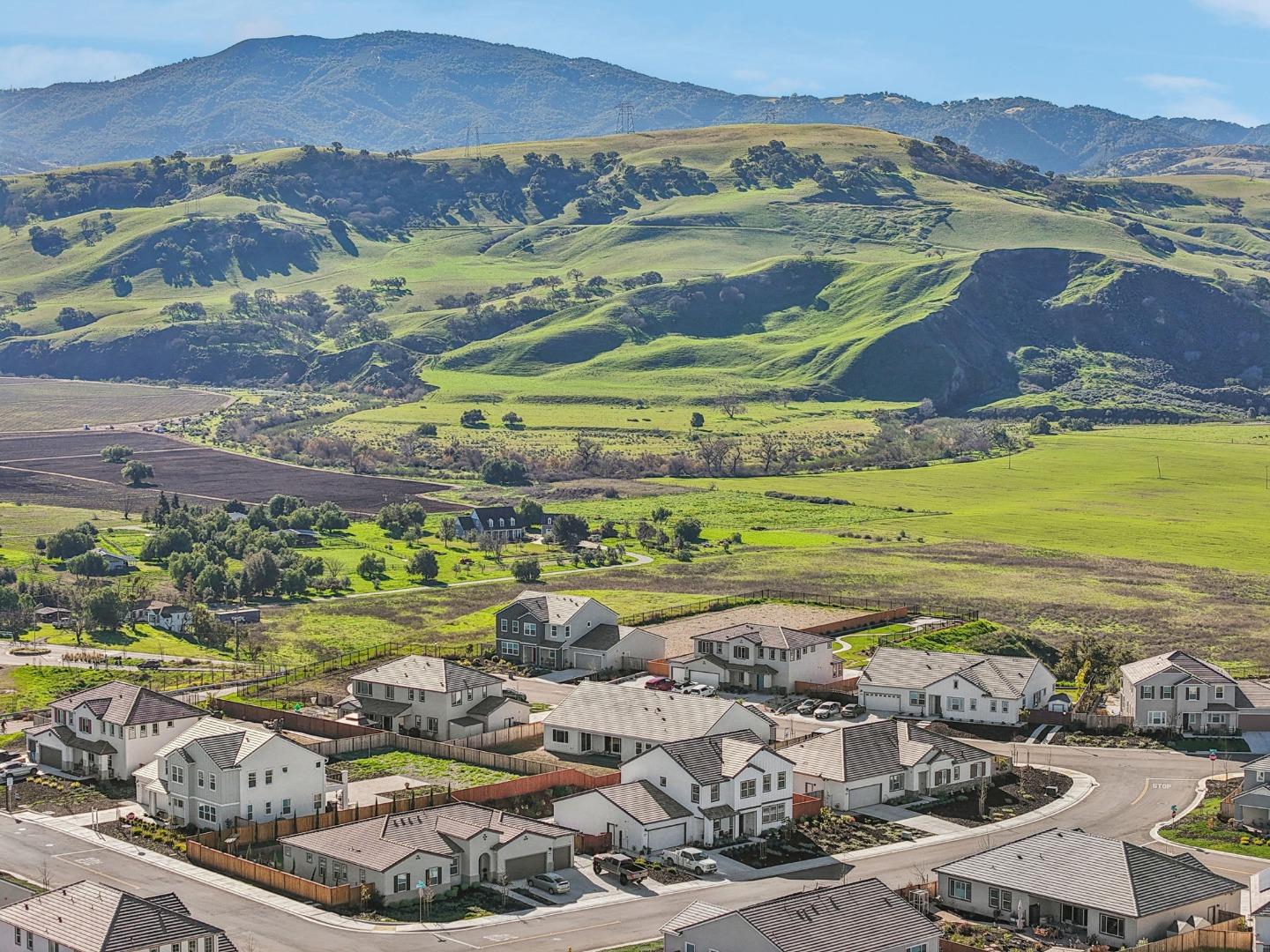 Detail Gallery Image 59 of 78 For 179 Luna Way, Hollister,  CA 95023 - 4 Beds | 2/1 Baths