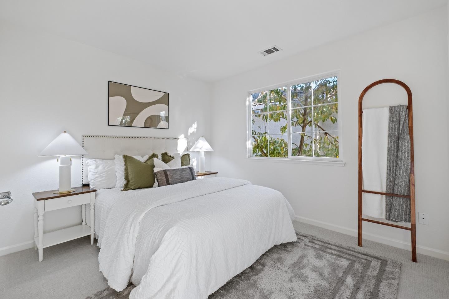 Detail Gallery Image 33 of 46 For 2144 Kingsbury Cir, Santa Clara,  CA 95054 - 4 Beds | 2/1 Baths