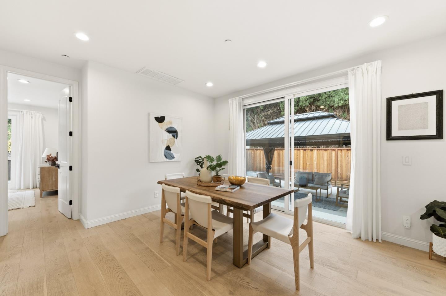 Detail Gallery Image 12 of 40 For 830 Birch Ave, Sunnyvale,  CA 94086 - 4 Beds | 3 Baths