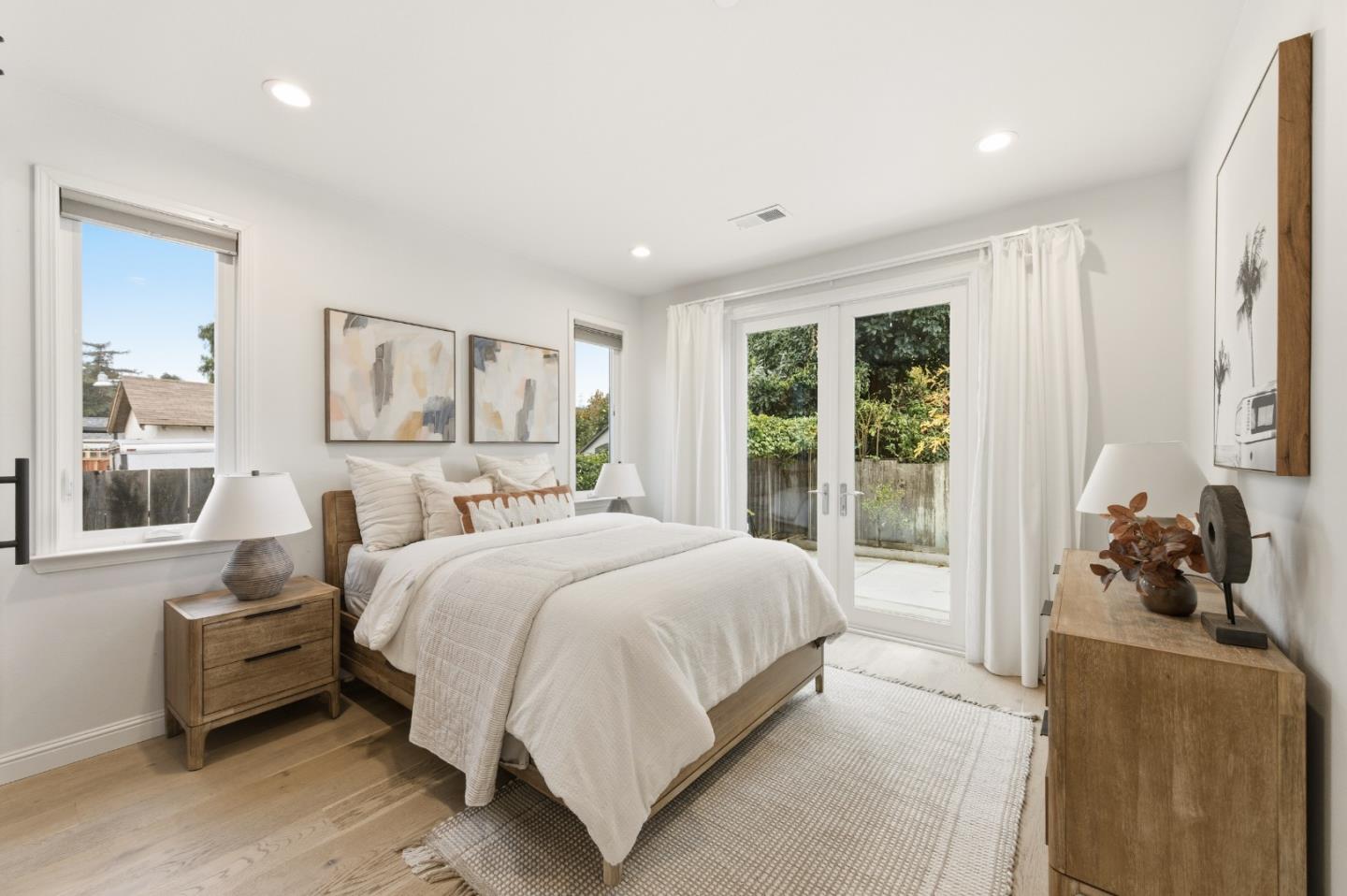 Detail Gallery Image 14 of 40 For 830 Birch Ave, Sunnyvale,  CA 94086 - 4 Beds | 3 Baths