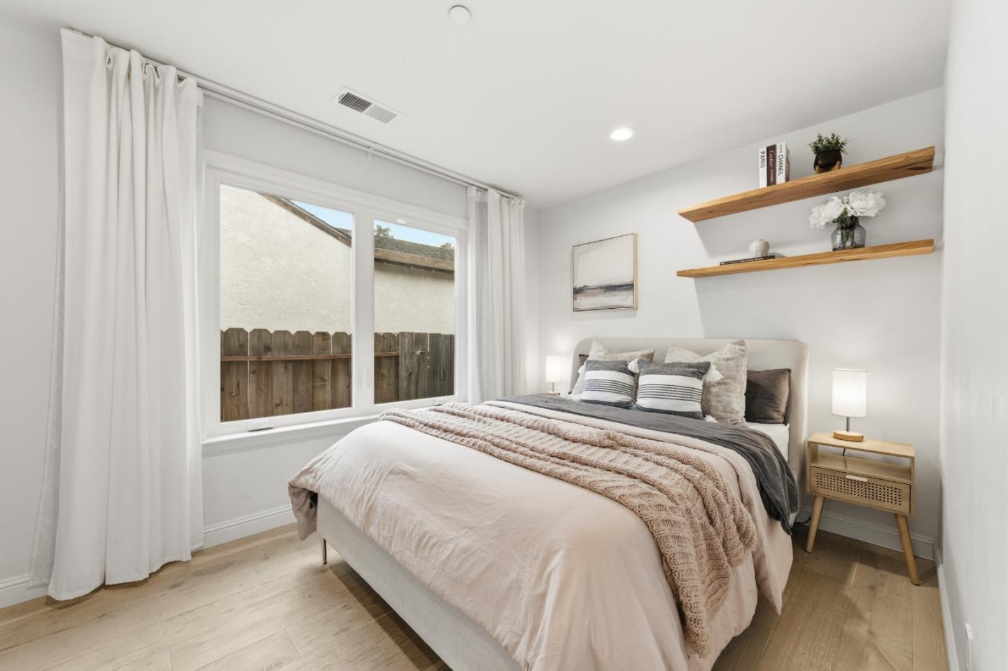 Detail Gallery Image 22 of 40 For 830 Birch Ave, Sunnyvale,  CA 94086 - 4 Beds | 3 Baths