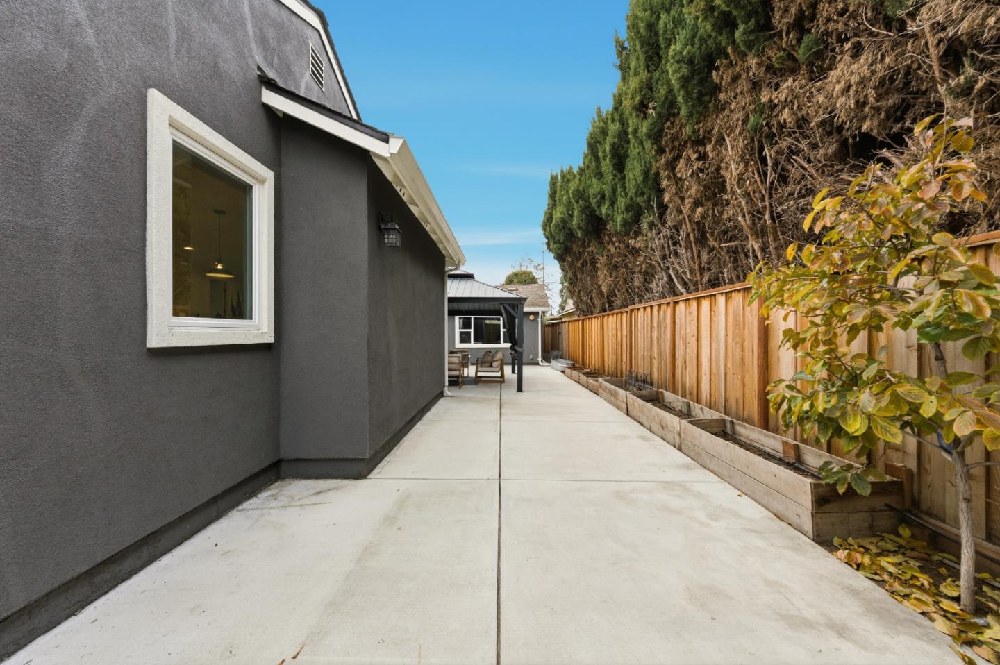 Detail Gallery Image 28 of 40 For 830 Birch Ave, Sunnyvale,  CA 94086 - 4 Beds | 3 Baths