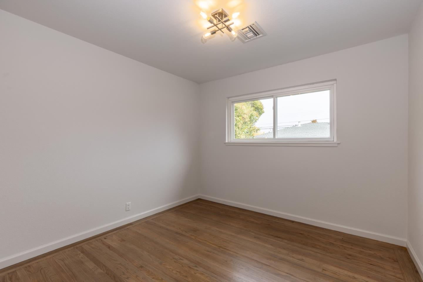 Detail Gallery Image 16 of 26 For 3140 Fitzpatrick Dr, Concord,  CA 94519 - 3 Beds | 2 Baths