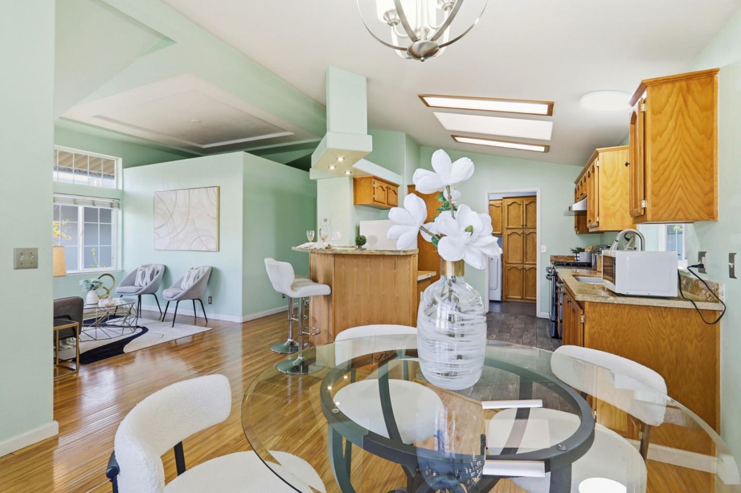 Detail Gallery Image 17 of 46 For 1520 E Capitol Expwy #103,  San Jose,  CA 95121 - 3 Beds | 2 Baths