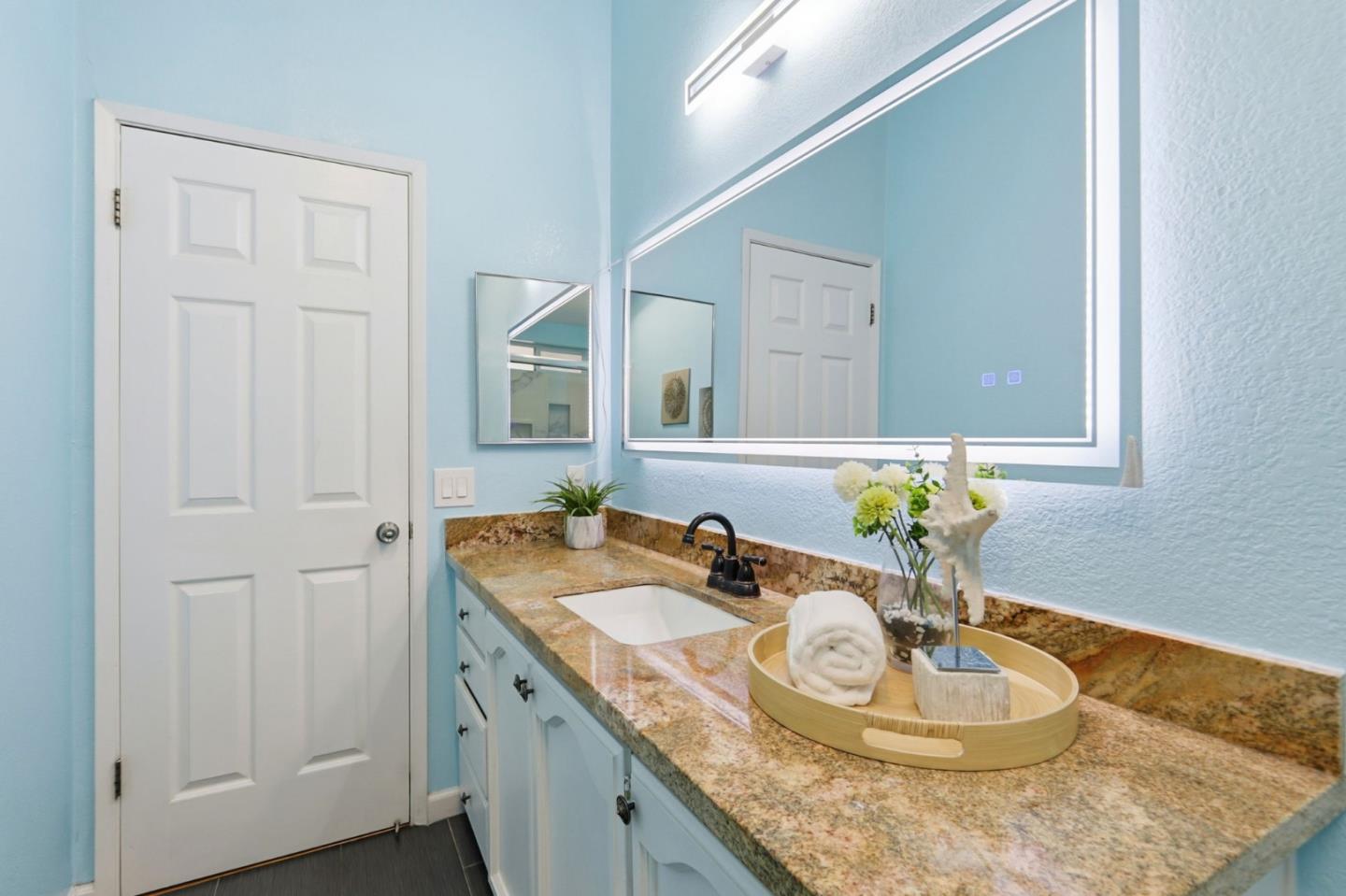 Detail Gallery Image 32 of 46 For 1520 E Capitol Expwy #103,  San Jose,  CA 95121 - 3 Beds | 2 Baths