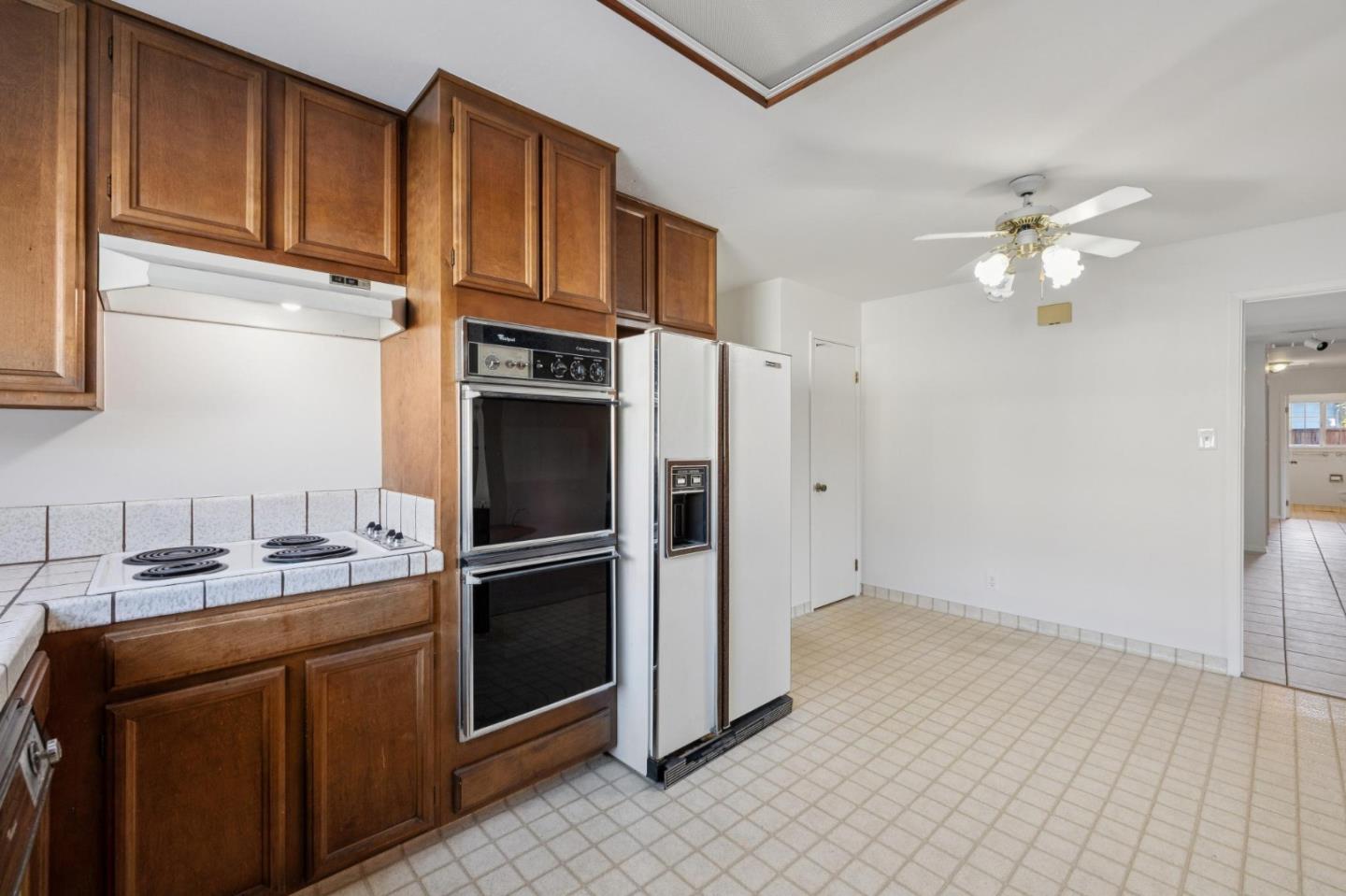 Detail Gallery Image 15 of 48 For 754 Vasques Dr, Half Moon Bay,  CA 94019 - 3 Beds | 2/1 Baths