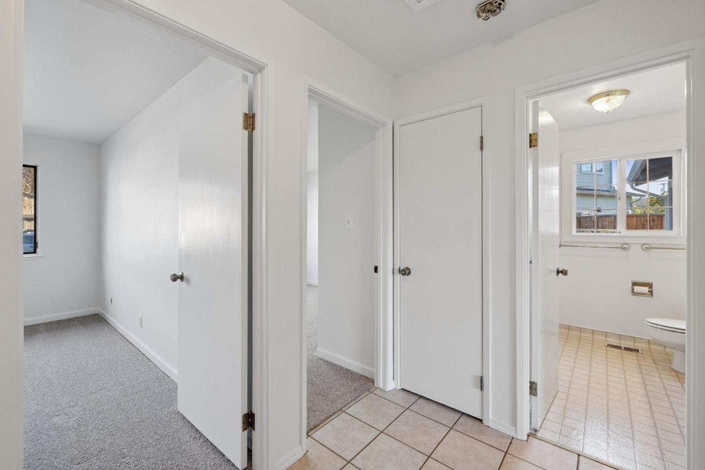 Detail Gallery Image 23 of 48 For 754 Vasques Dr, Half Moon Bay,  CA 94019 - 3 Beds | 2/1 Baths