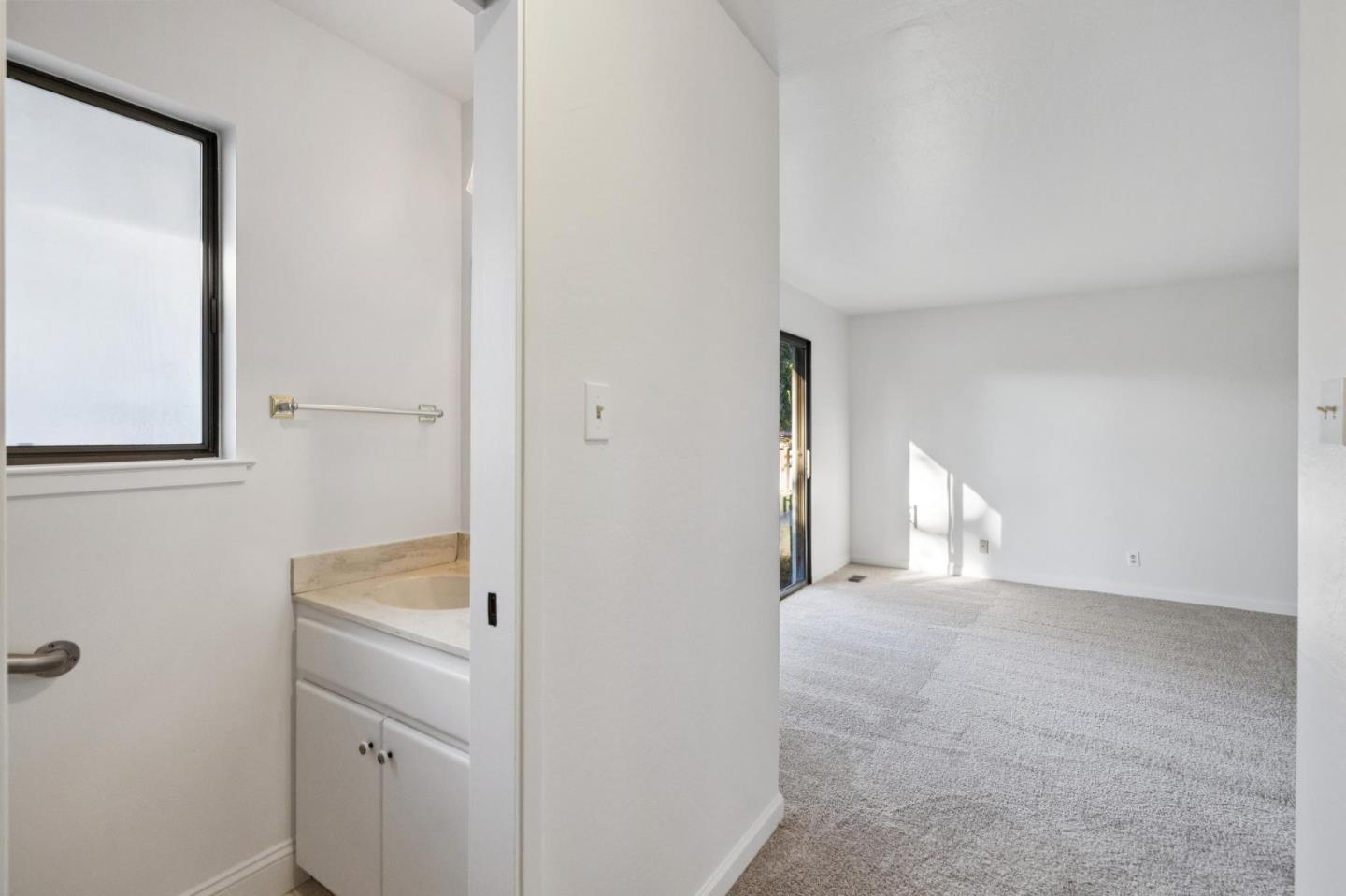 Detail Gallery Image 29 of 48 For 754 Vasques Dr, Half Moon Bay,  CA 94019 - 3 Beds | 2/1 Baths