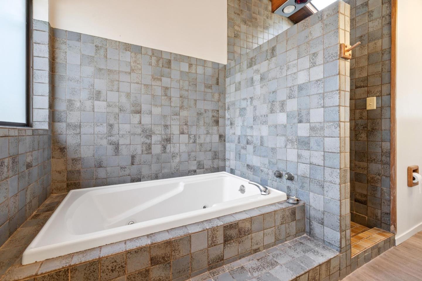 Detail Gallery Image 32 of 48 For 754 Vasques Dr, Half Moon Bay,  CA 94019 - 3 Beds | 2/1 Baths