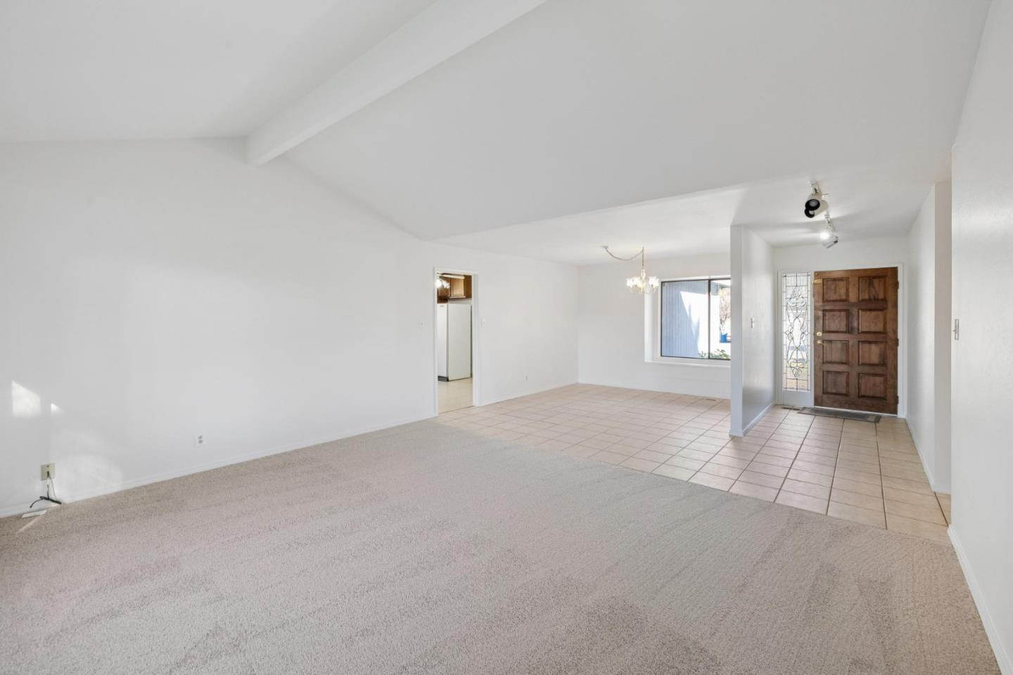 Detail Gallery Image 5 of 48 For 754 Vasques Dr, Half Moon Bay,  CA 94019 - 3 Beds | 2/1 Baths