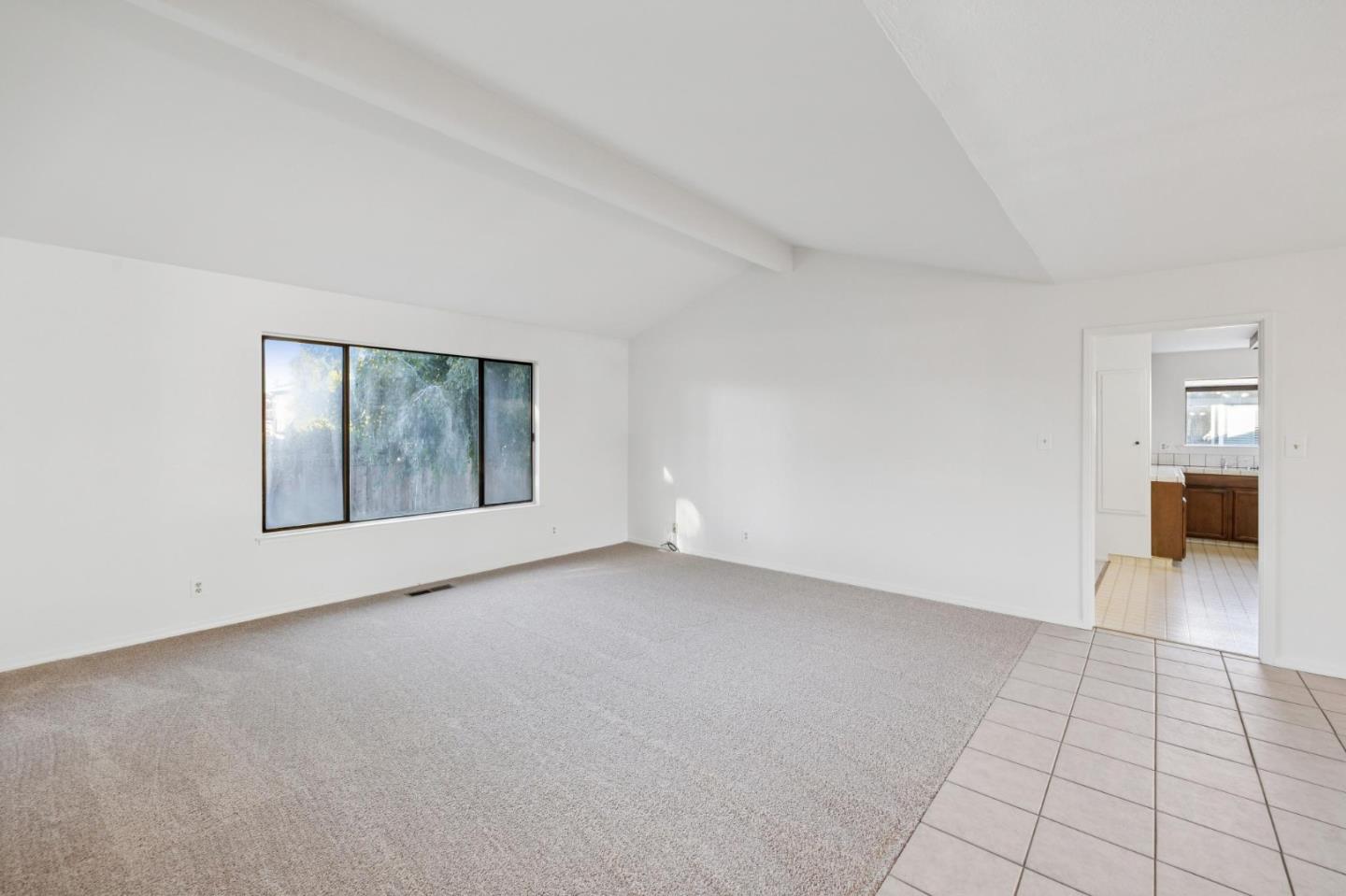 Detail Gallery Image 6 of 48 For 754 Vasques Dr, Half Moon Bay,  CA 94019 - 3 Beds | 2/1 Baths