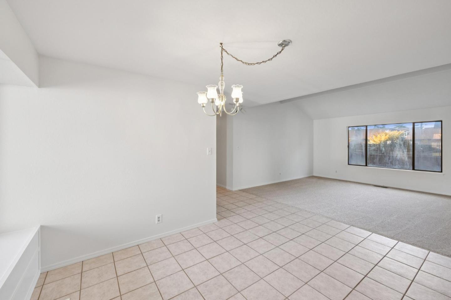 Detail Gallery Image 9 of 48 For 754 Vasques Dr, Half Moon Bay,  CA 94019 - 3 Beds | 2/1 Baths