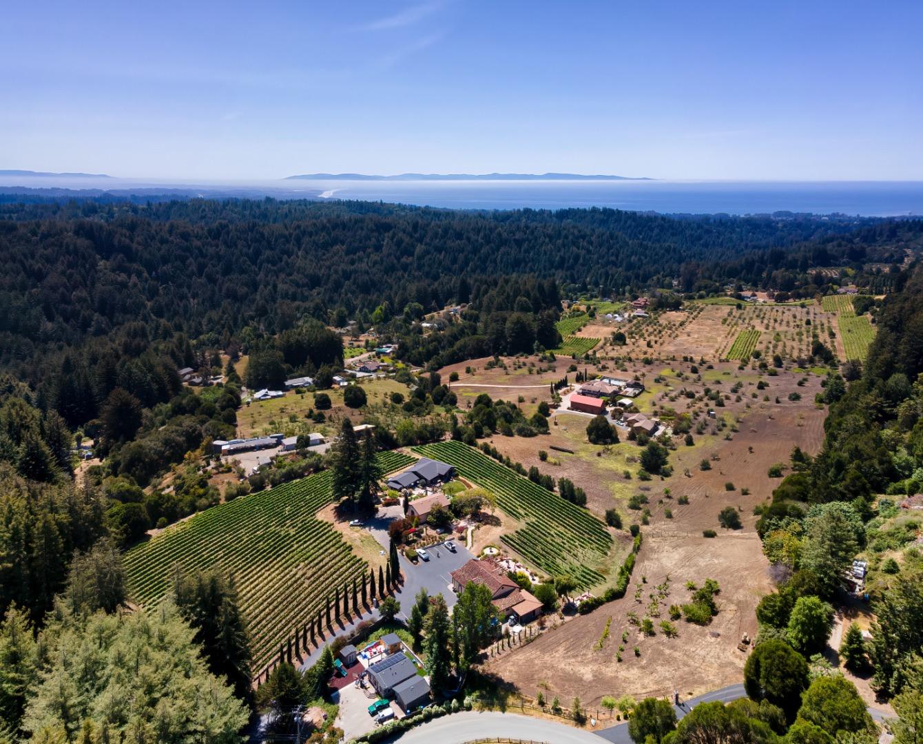 Detail Gallery Image 31 of 36 For 4300 Soquel Dr #204,  Soquel,  CA 95073 - 2 Beds | 2 Baths