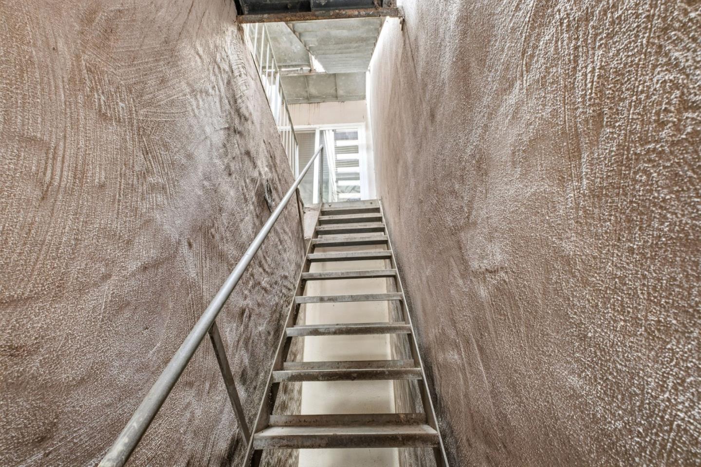 Detail Gallery Image 16 of 34 For 79 Lausanne Ave, Daly City,  CA 94014 - – Beds | – Baths