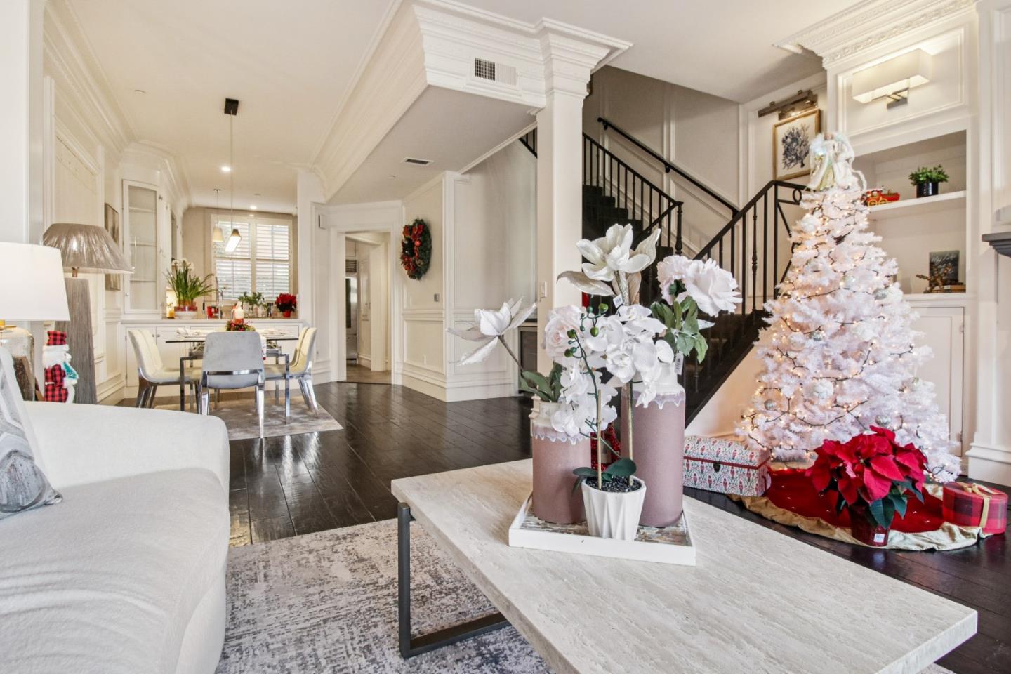 Detail Gallery Image 2 of 54 For 356 Santana Row #319,  San Jose,  CA 95128 - 3 Beds | 3/1 Baths