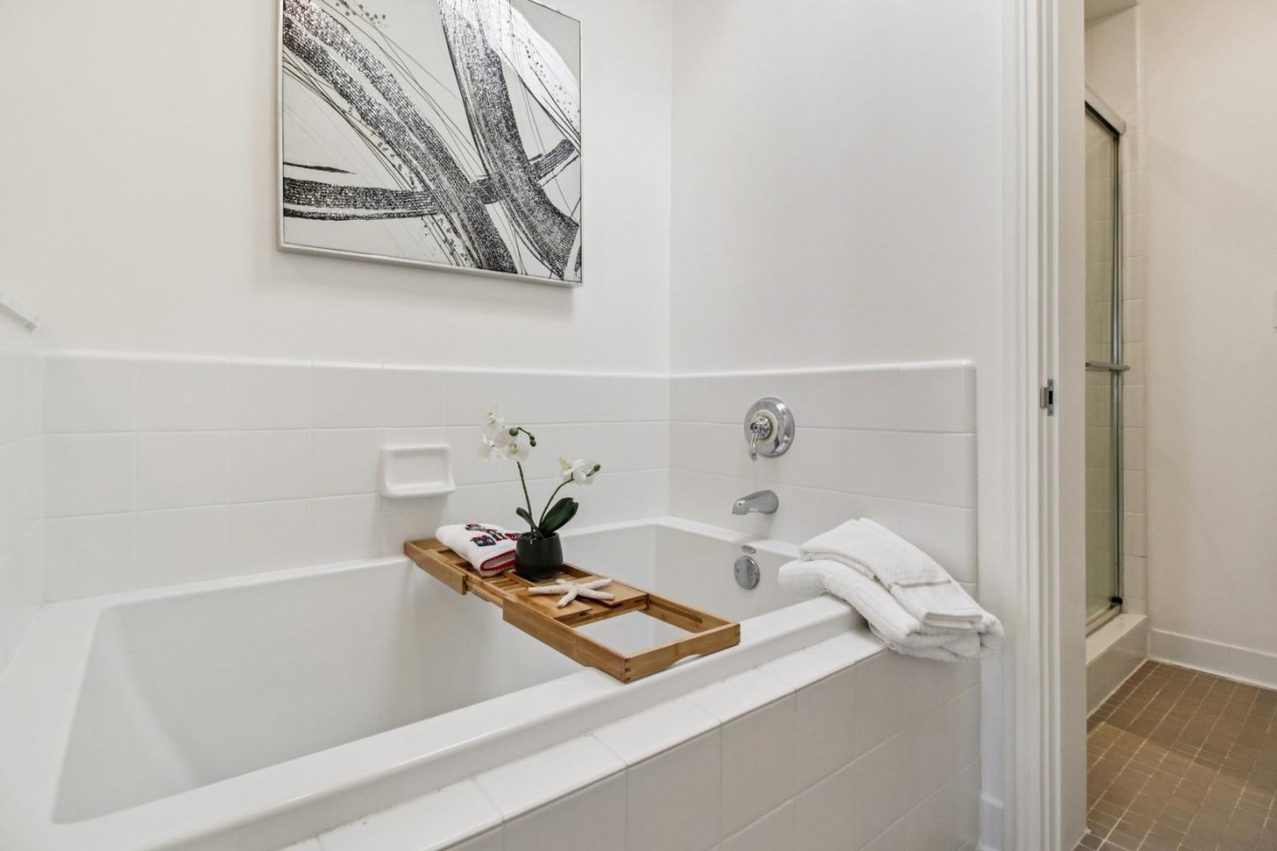 Detail Gallery Image 26 of 54 For 356 Santana Row #319,  San Jose,  CA 95128 - 3 Beds | 3/1 Baths