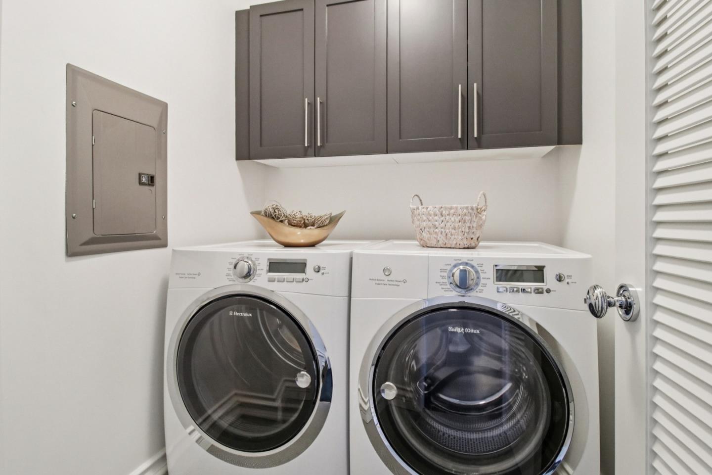 Detail Gallery Image 31 of 54 For 356 Santana Row #319,  San Jose,  CA 95128 - 3 Beds | 3/1 Baths