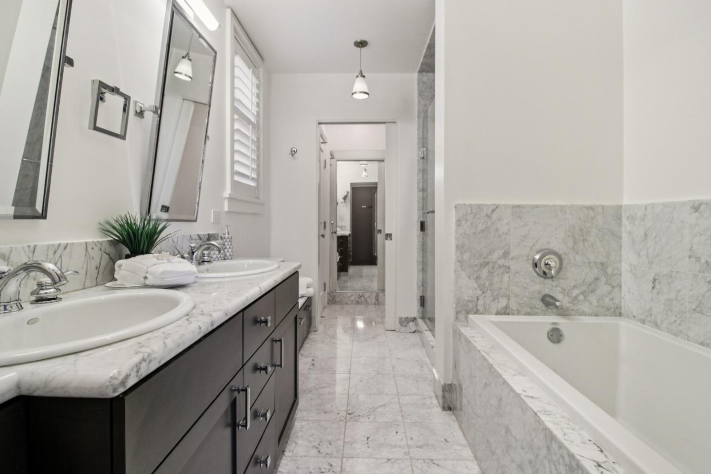 Detail Gallery Image 36 of 54 For 356 Santana Row #319,  San Jose,  CA 95128 - 3 Beds | 3/1 Baths