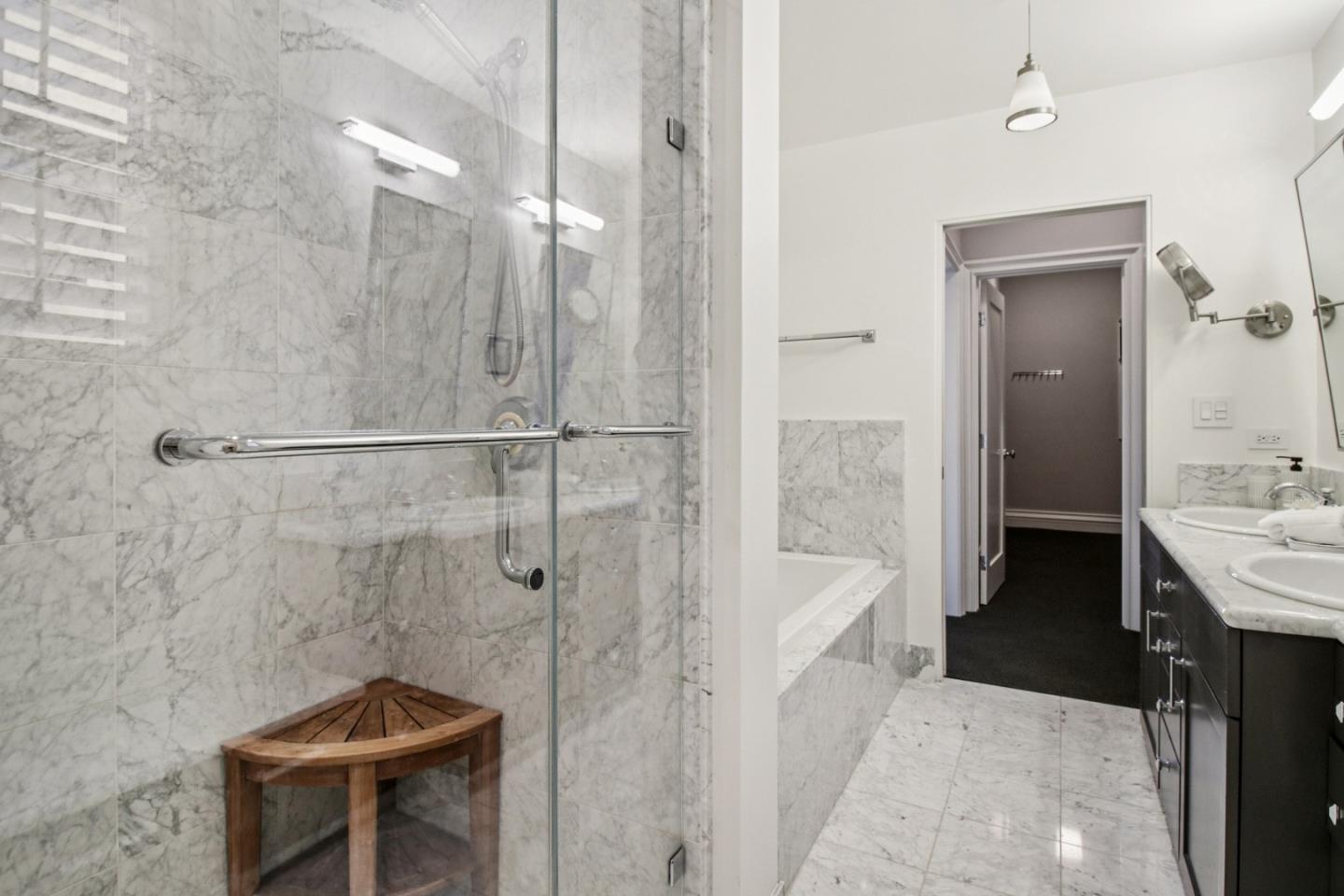 Detail Gallery Image 39 of 54 For 356 Santana Row #319,  San Jose,  CA 95128 - 3 Beds | 3/1 Baths