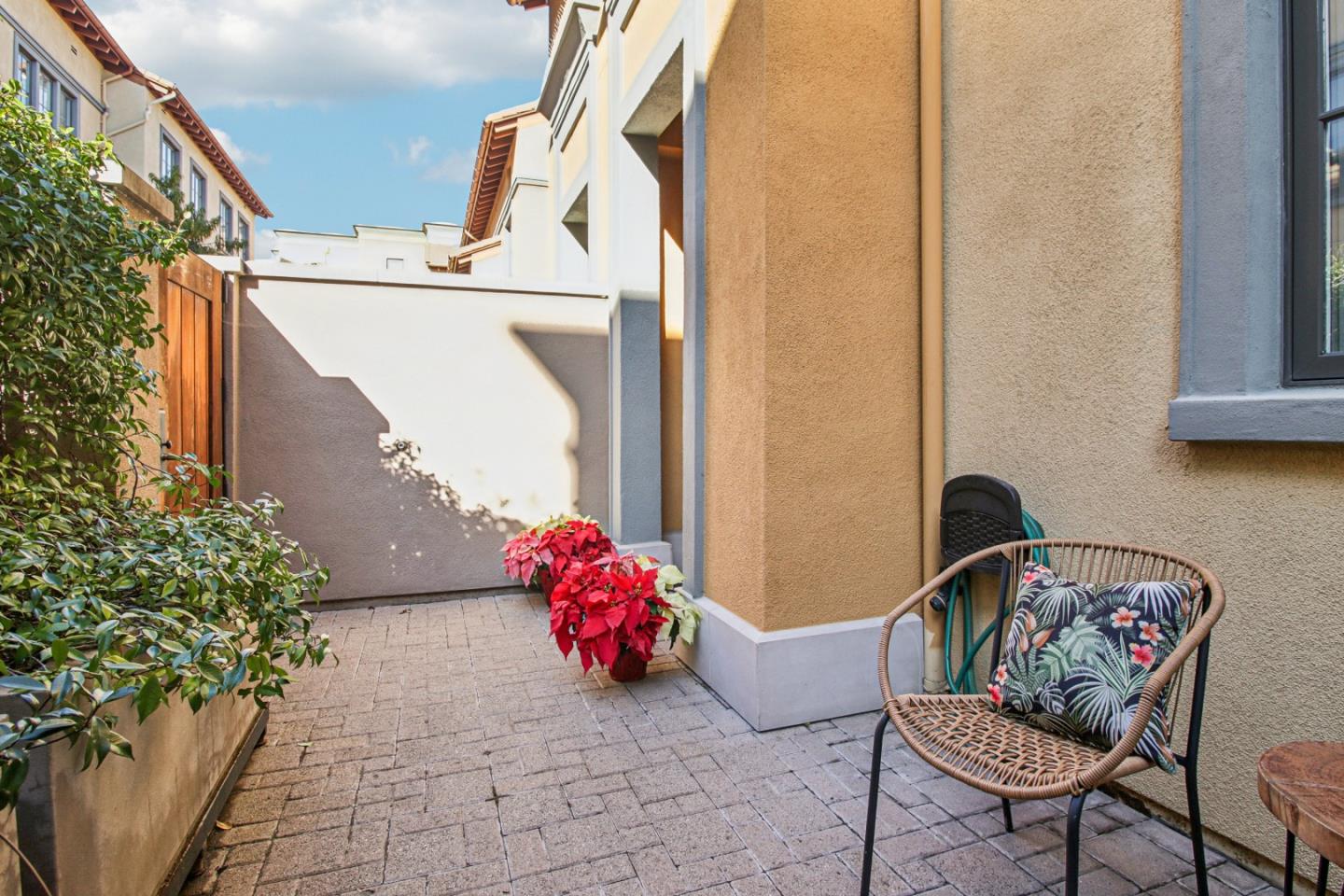 Detail Gallery Image 49 of 54 For 356 Santana Row #319,  San Jose,  CA 95128 - 3 Beds | 3/1 Baths