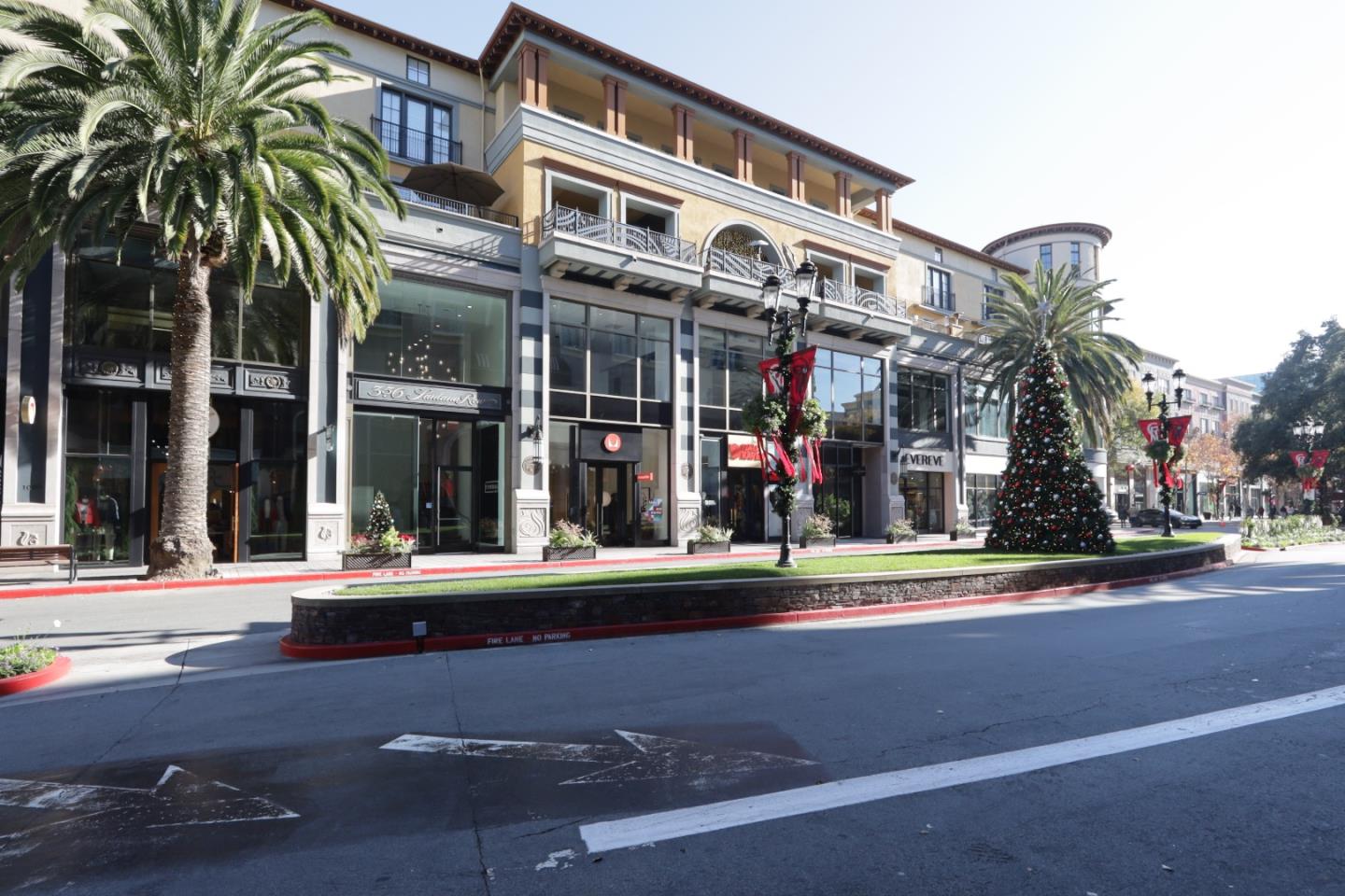 Detail Gallery Image 56 of 75 For 356 Santana Row #319,  San Jose,  CA 95128 - 3 Beds | 3/1 Baths