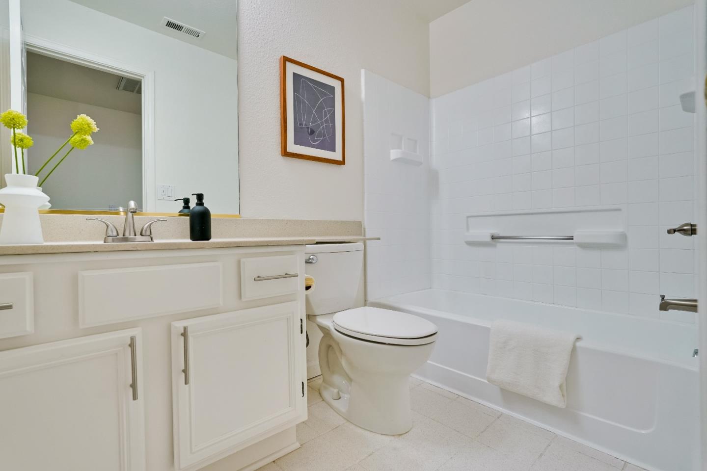 Detail Gallery Image 11 of 28 For 827 Creekside Pl, Santa Clara,  CA 95051 - 3 Beds | 2/1 Baths