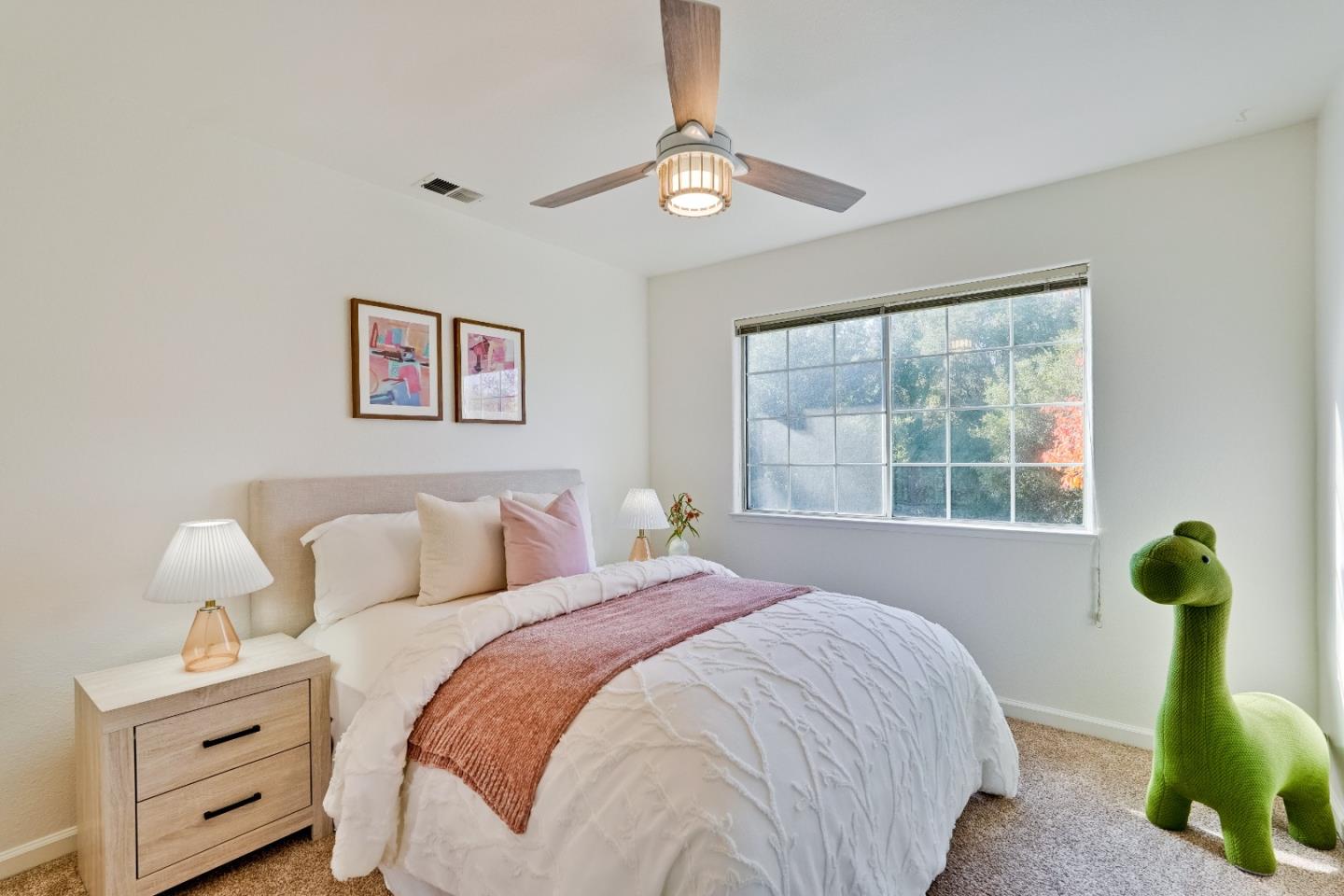 Detail Gallery Image 21 of 28 For 827 Creekside Pl, Santa Clara,  CA 95051 - 3 Beds | 2/1 Baths