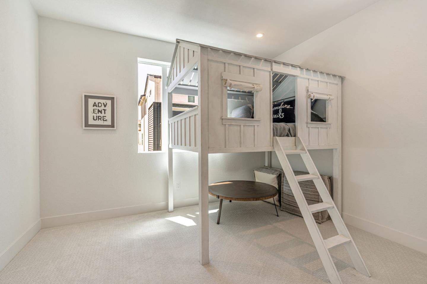 Detail Gallery Image 10 of 23 For 522 Lapis Ct, San Ramon,  CA 94583 - 4 Beds | 4/1 Baths