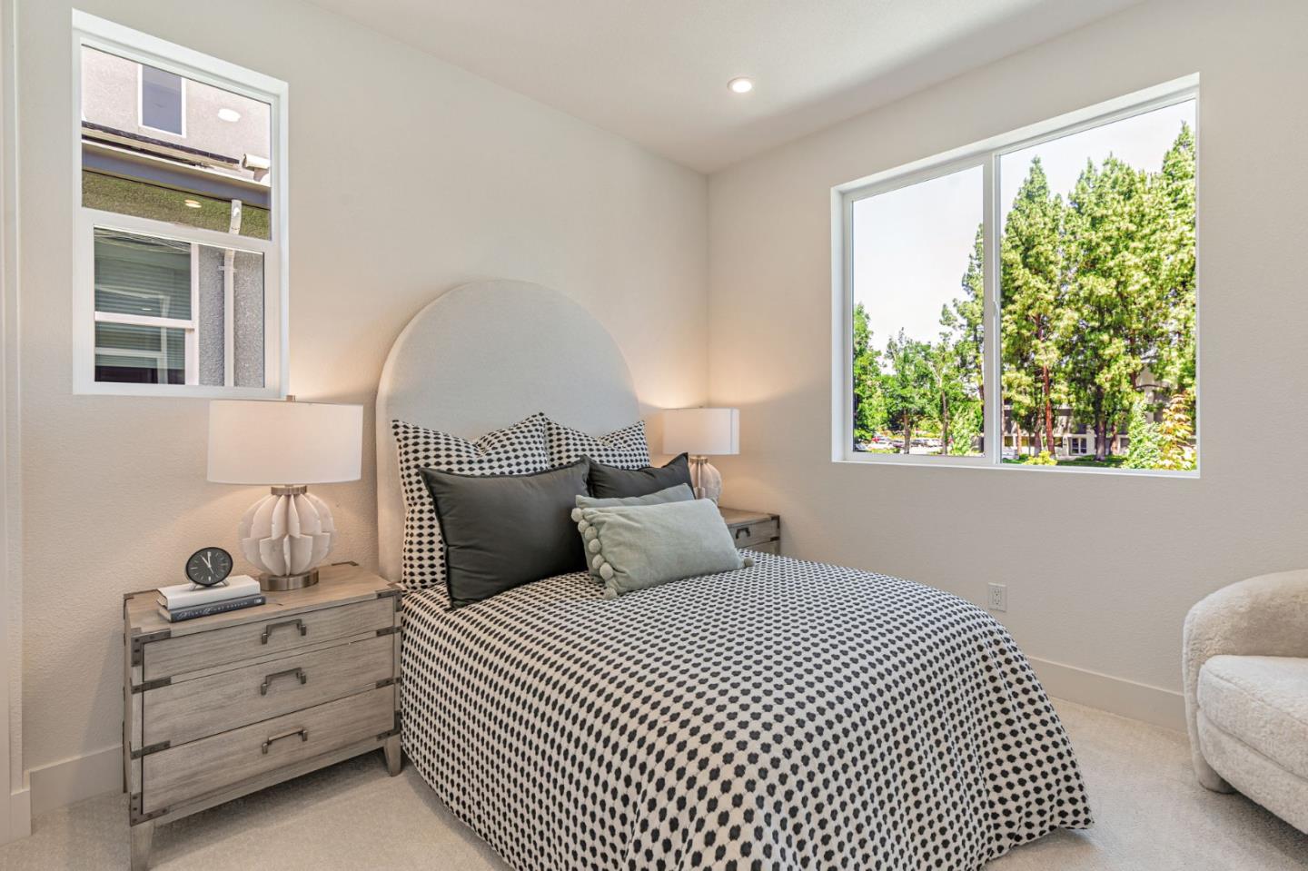Detail Gallery Image 11 of 23 For 522 Lapis Ct, San Ramon,  CA 94583 - 4 Beds | 4/1 Baths
