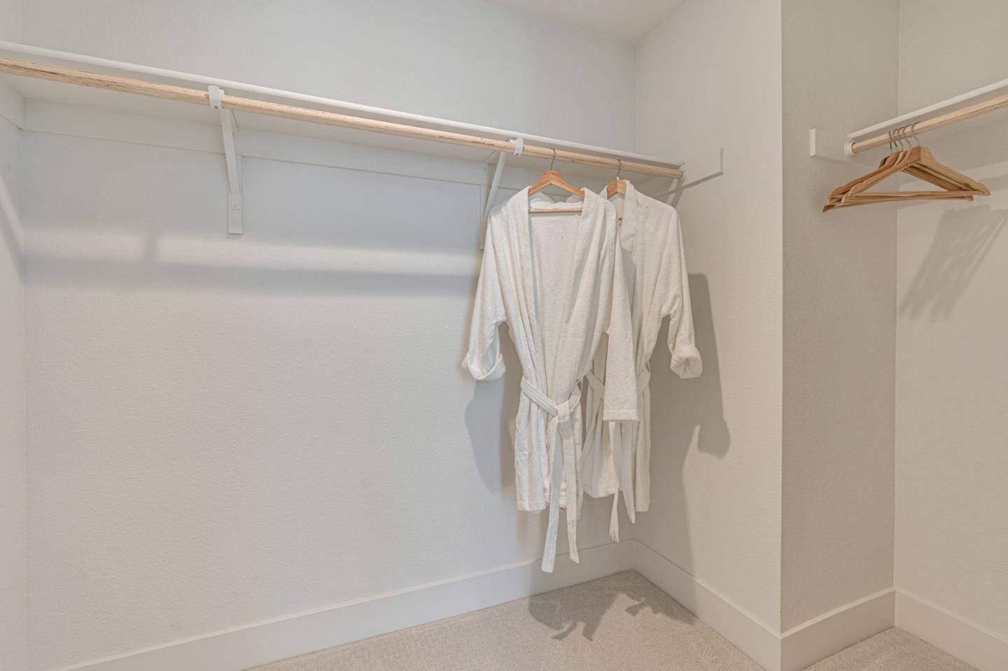 Detail Gallery Image 16 of 23 For 522 Lapis Ct, San Ramon,  CA 94583 - 4 Beds | 4/1 Baths