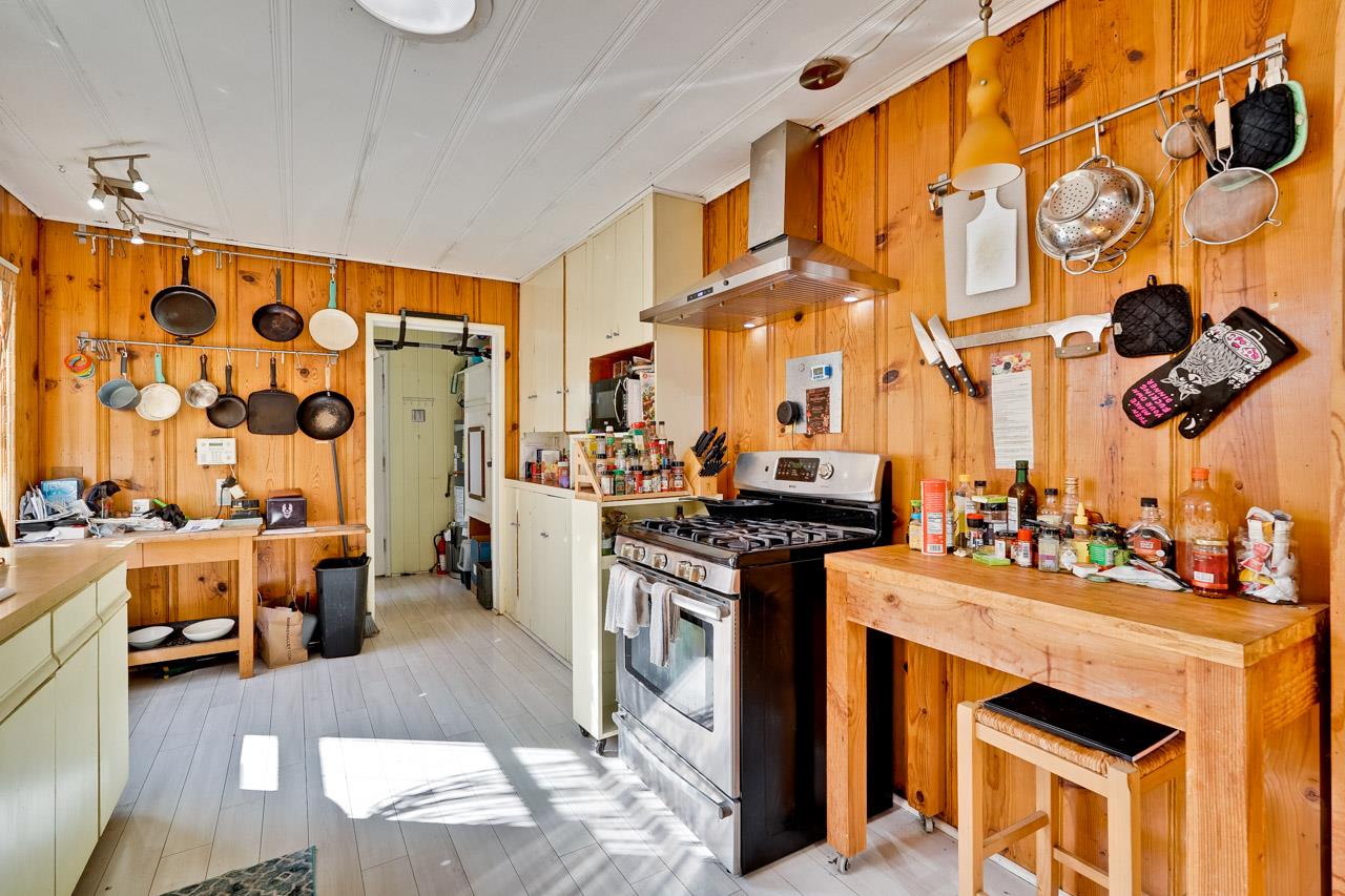 Detail Gallery Image 8 of 10 For 655 S 12th St, San Jose,  CA 95112 - 2 Beds | 1 Baths