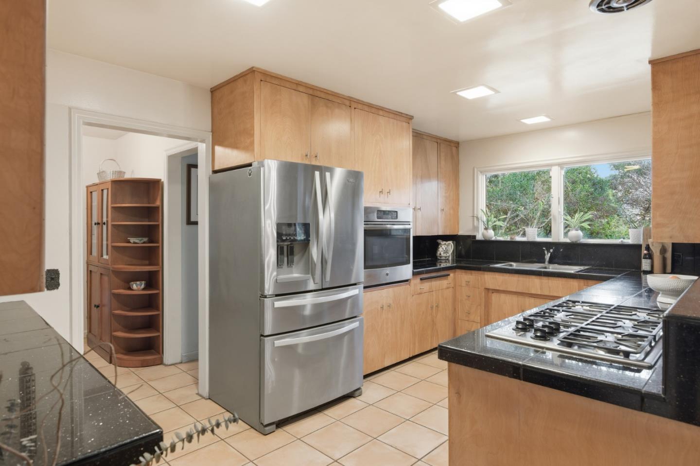 Detail Gallery Image 17 of 35 For 9805 Carmel Valley Rd, Carmel,  CA 93923 - 3 Beds | 2 Baths