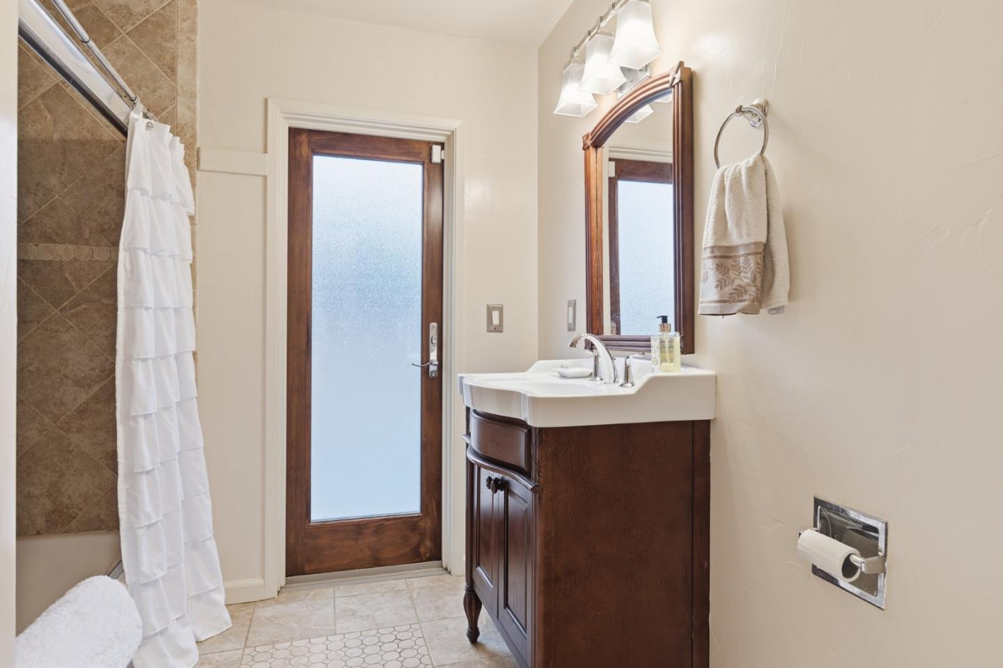 Detail Gallery Image 21 of 35 For 9805 Carmel Valley Rd, Carmel,  CA 93923 - 3 Beds | 2 Baths