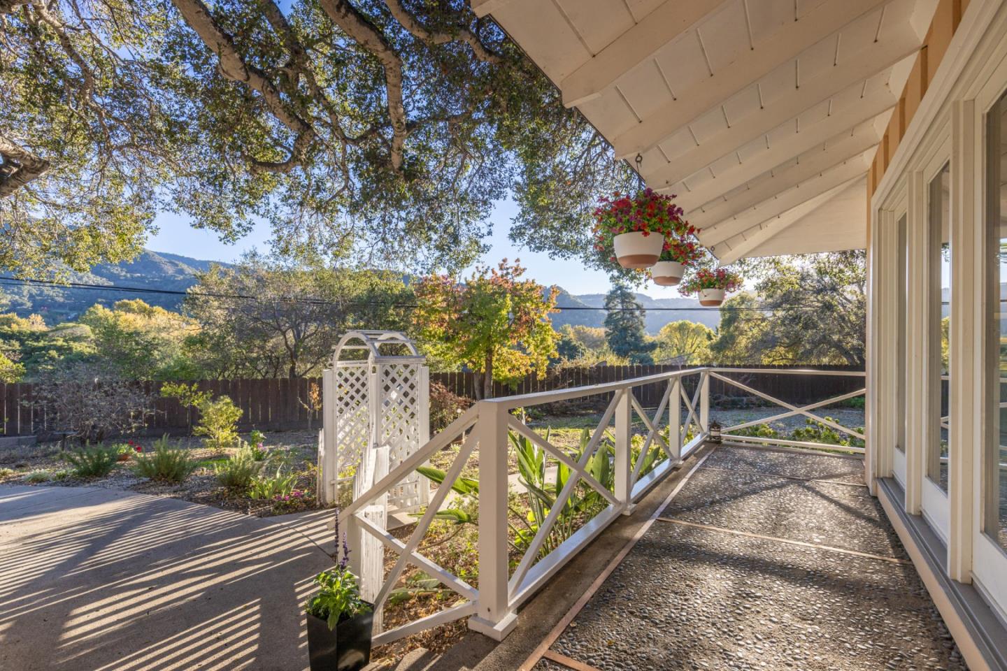 Detail Gallery Image 6 of 35 For 9805 Carmel Valley Rd, Carmel,  CA 93923 - 3 Beds | 2 Baths