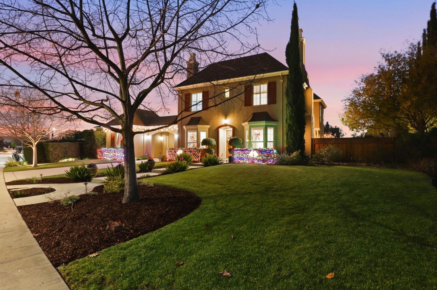 Detail Gallery Image 16 of 73 For 1625 Mission Avenida, Morgan Hill,  CA 95037 - 4 Beds | 3/1 Baths