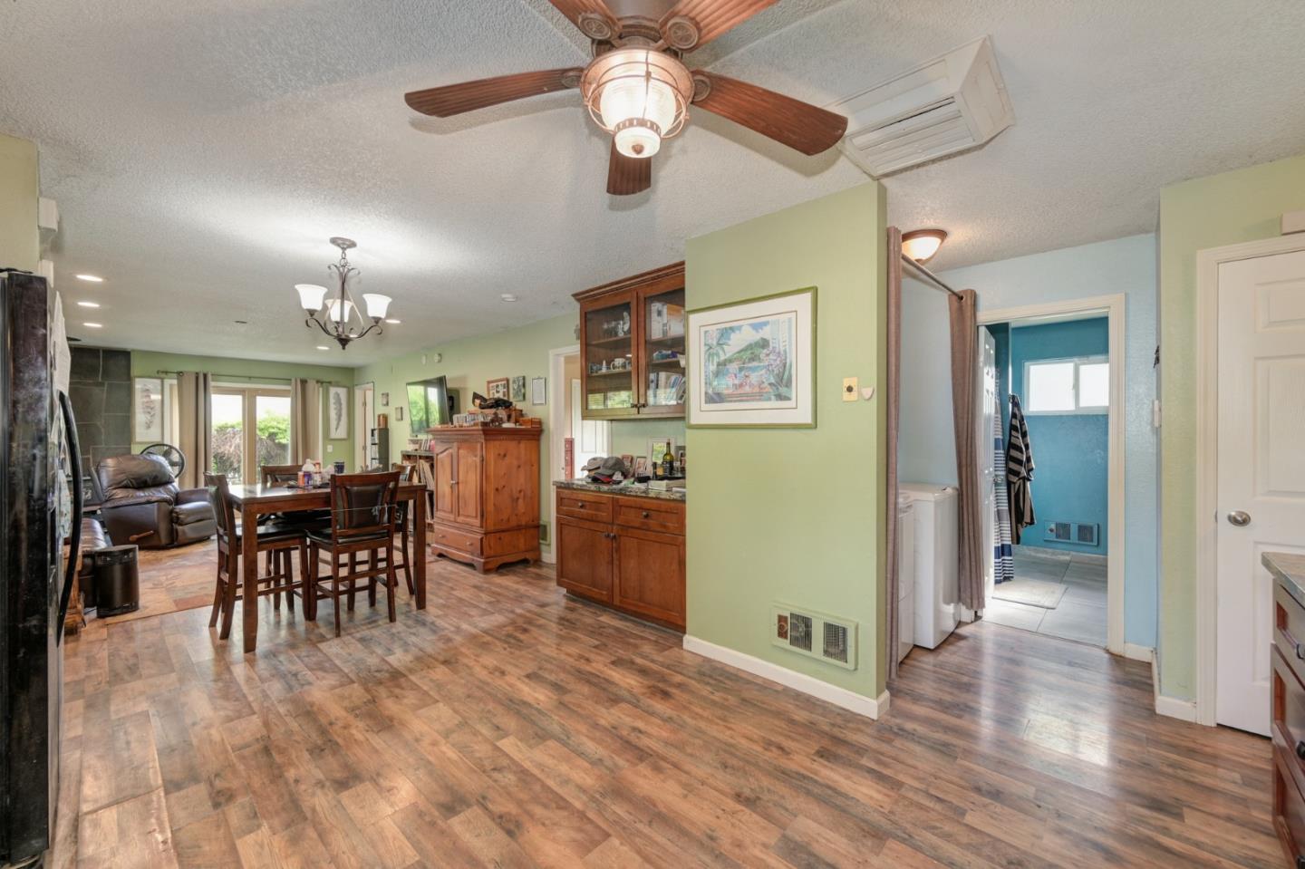 Detail Gallery Image 16 of 28 For 874 Feather Dr, Copperopolis,  CA 95228 - 3 Beds | 2 Baths