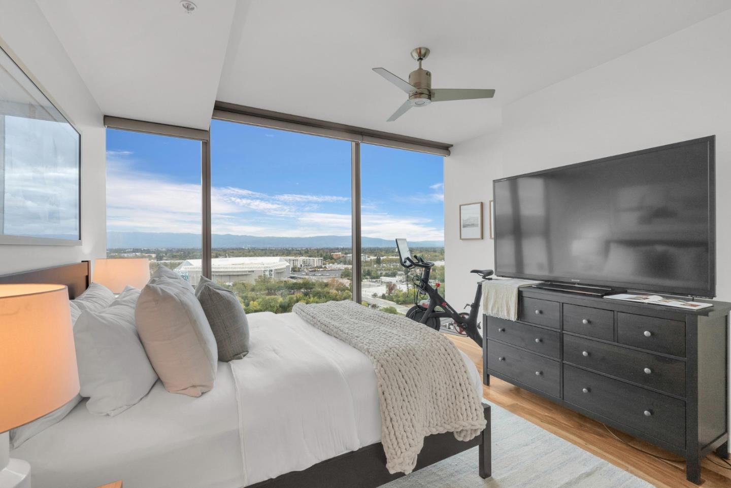 Detail Gallery Image 21 of 38 For 38 N Almaden Blvd #1805,  San Jose,  CA 95110 - 1 Beds | 1 Baths