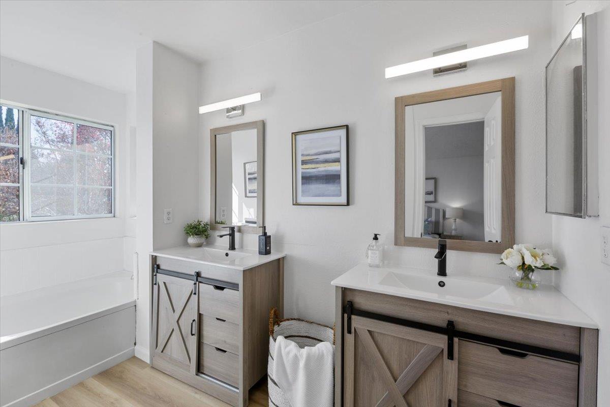 Detail Gallery Image 14 of 46 For 239 Kerry Cmn, Fremont,  CA 94536 - 4 Beds | 3 Baths