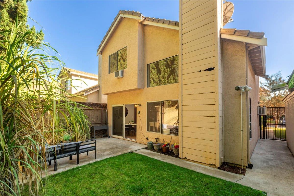 Detail Gallery Image 25 of 46 For 239 Kerry Cmn, Fremont,  CA 94536 - 4 Beds | 3 Baths