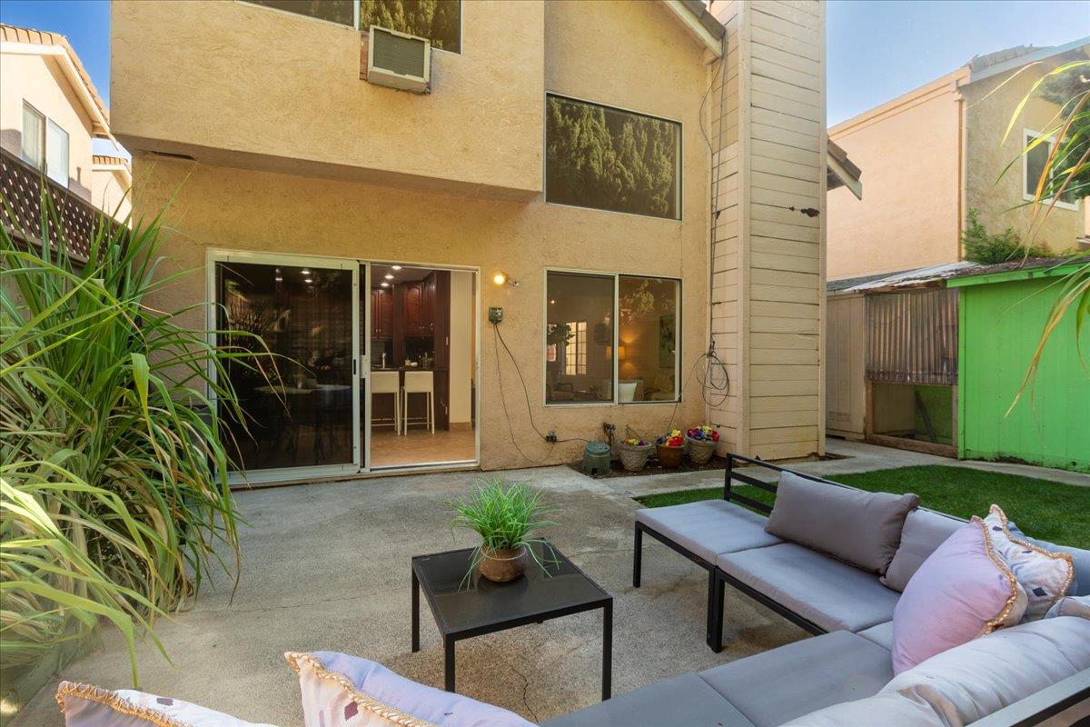 Detail Gallery Image 27 of 46 For 239 Kerry Cmn, Fremont,  CA 94536 - 4 Beds | 3 Baths