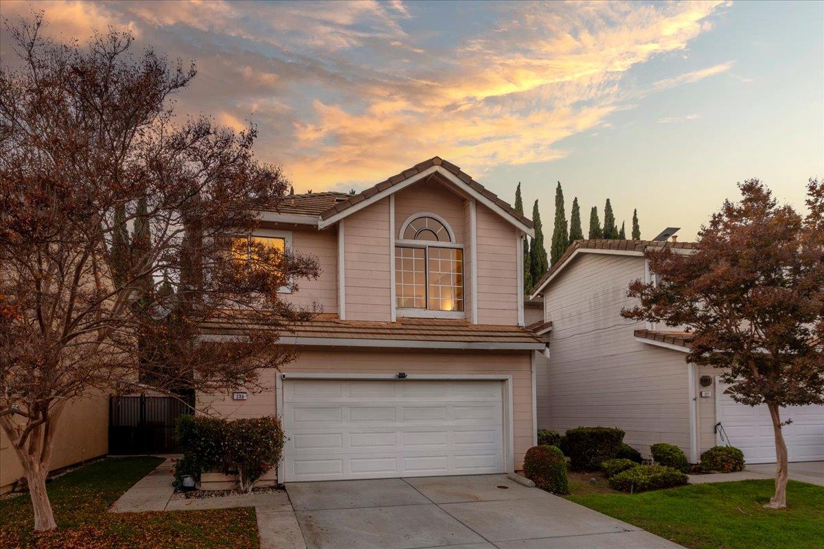 Detail Gallery Image 29 of 46 For 239 Kerry Cmn, Fremont,  CA 94536 - 4 Beds | 3 Baths