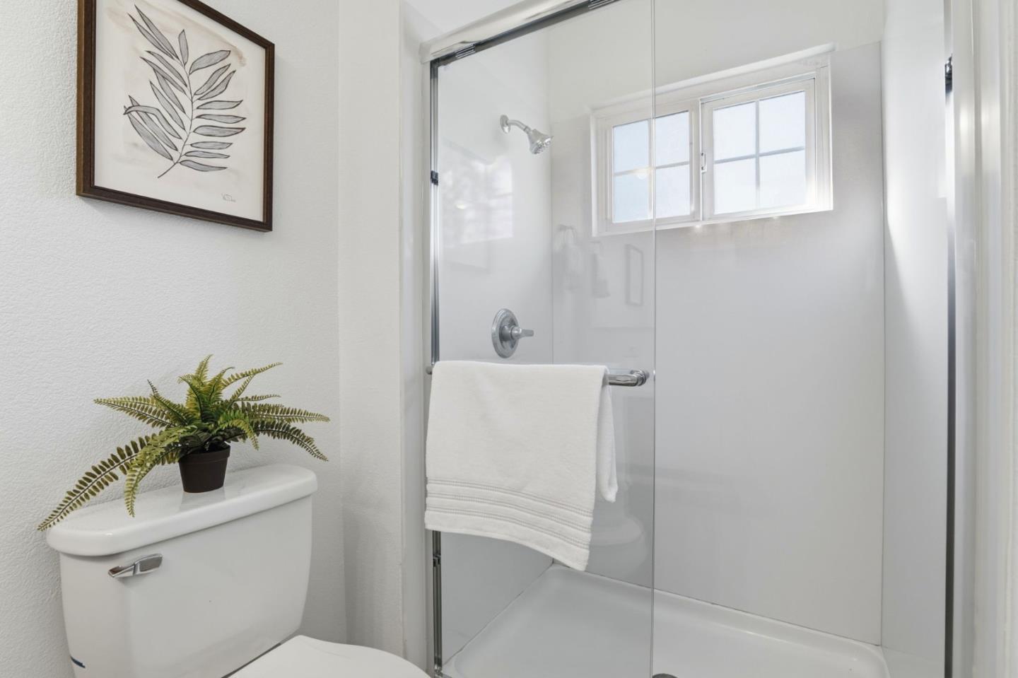 Detail Gallery Image 29 of 43 For 2333 Downing Ave, San Jose,  CA 95128 - 4 Beds | 2 Baths