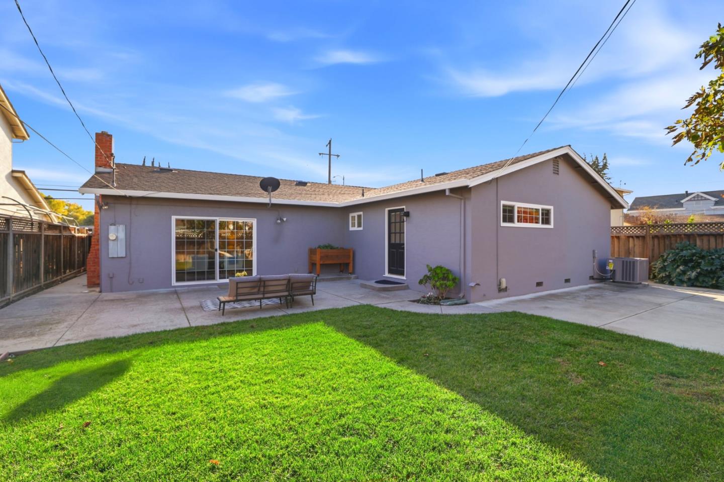 Detail Gallery Image 35 of 43 For 2333 Downing Ave, San Jose,  CA 95128 - 4 Beds | 2 Baths