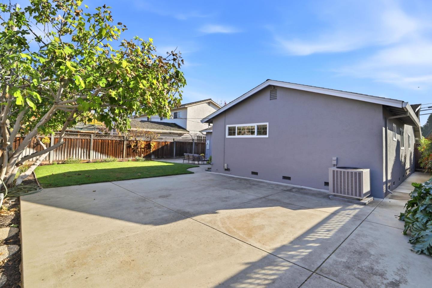 Detail Gallery Image 37 of 43 For 2333 Downing Ave, San Jose,  CA 95128 - 4 Beds | 2 Baths