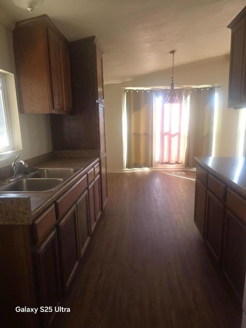 Detail Gallery Image 3 of 10 For 51201 Pine Canyon Rd #18,  King City,  CA 93930 - 2 Beds | 2 Baths