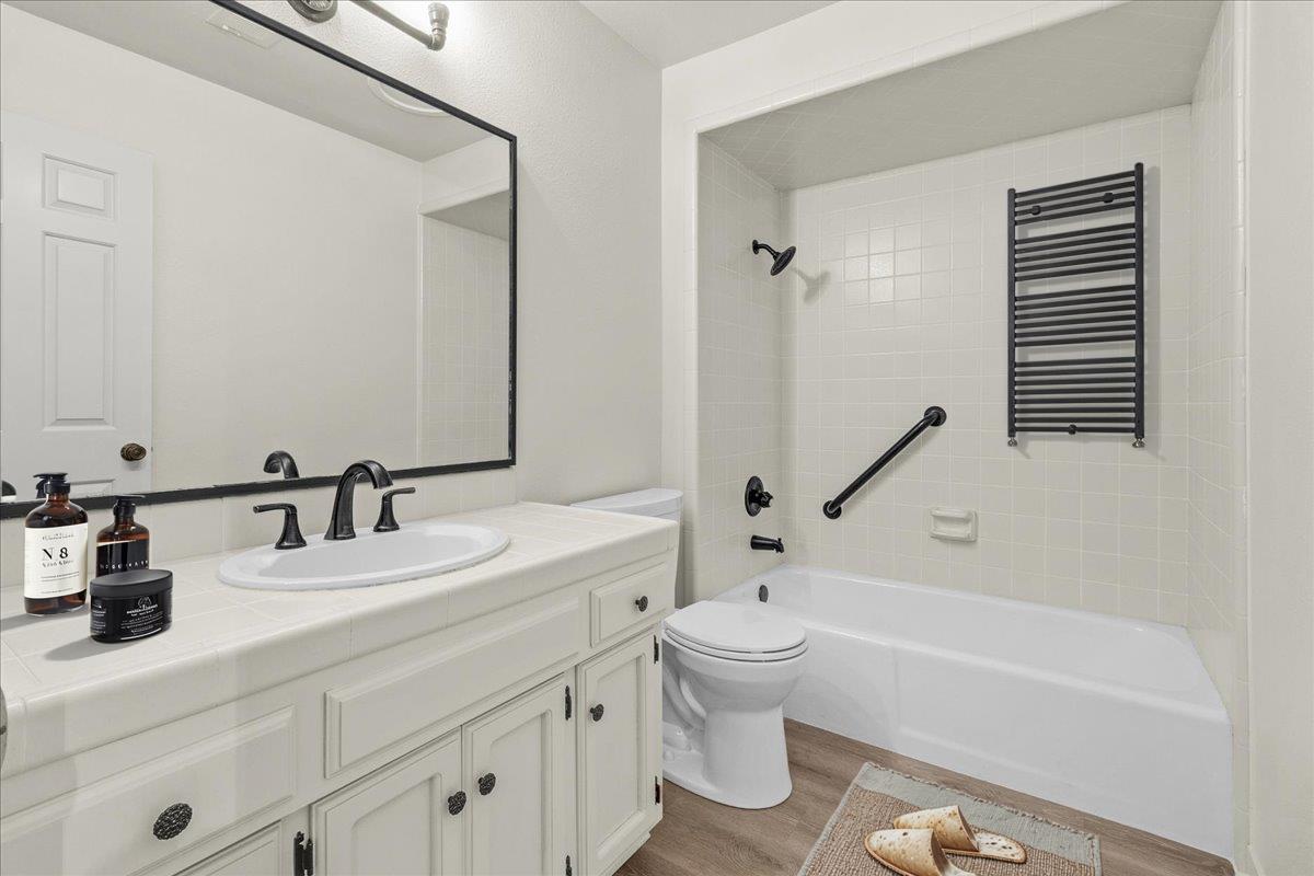 Detail Gallery Image 25 of 39 For 118 Nissen Rd #1,  Salinas,  CA 93901 - 2 Beds | 2 Baths