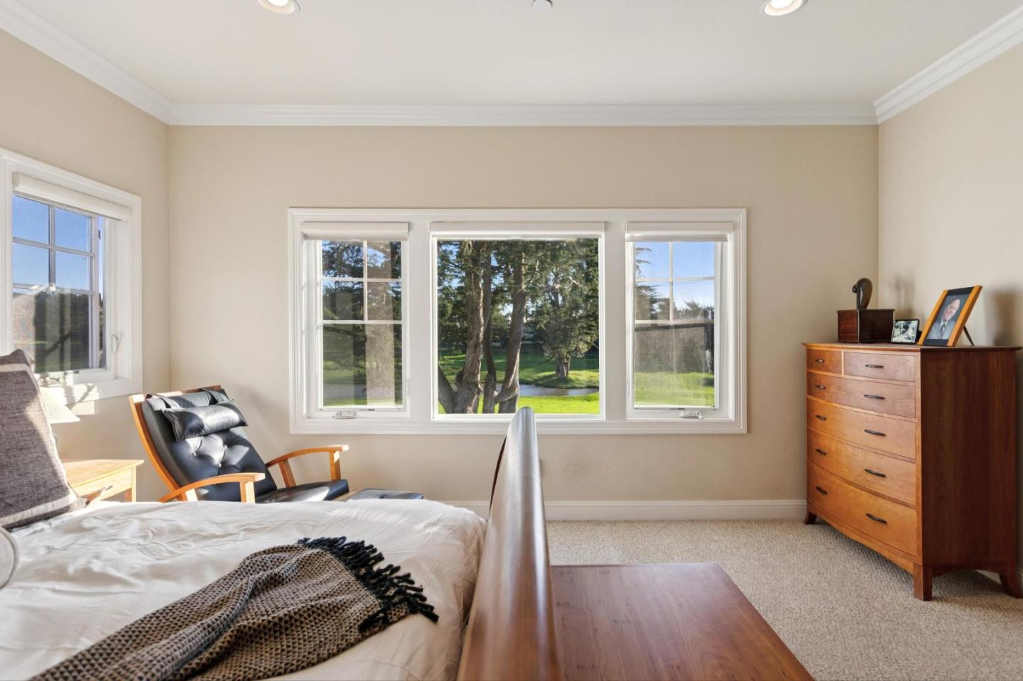 Detail Gallery Image 25 of 43 For 109 Carnoustie Dr, Half Moon Bay,  CA 94019 - 4 Beds | 3 Baths