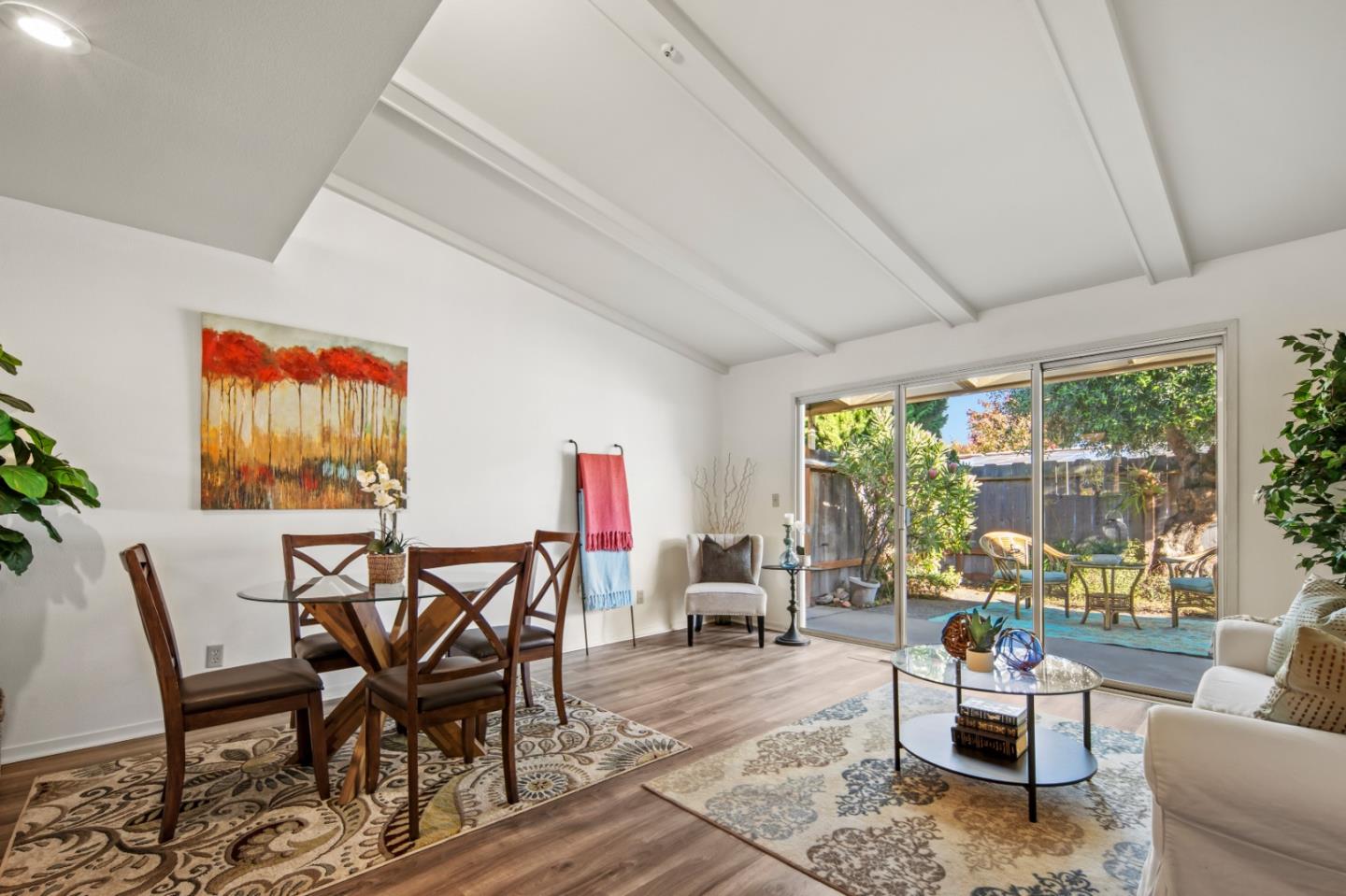 Detail Gallery Image 2 of 15 For 136 Hacienda Carmel, Carmel Valley,  CA 93923 - 2 Beds | 2 Baths